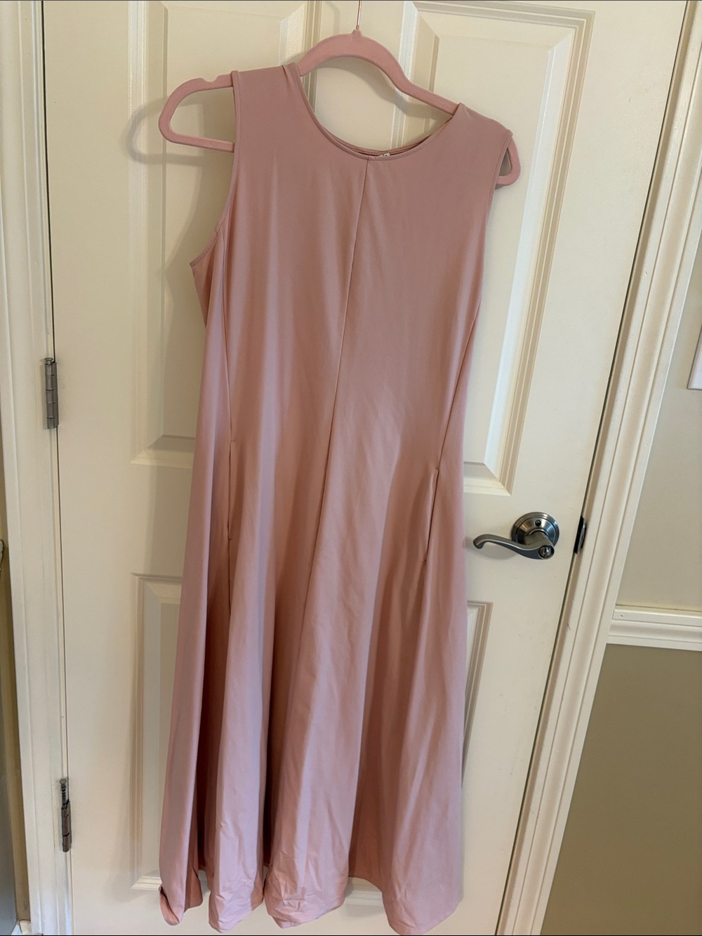 Uniqlo Sleeveless Maxi Dress in Dusty Rose